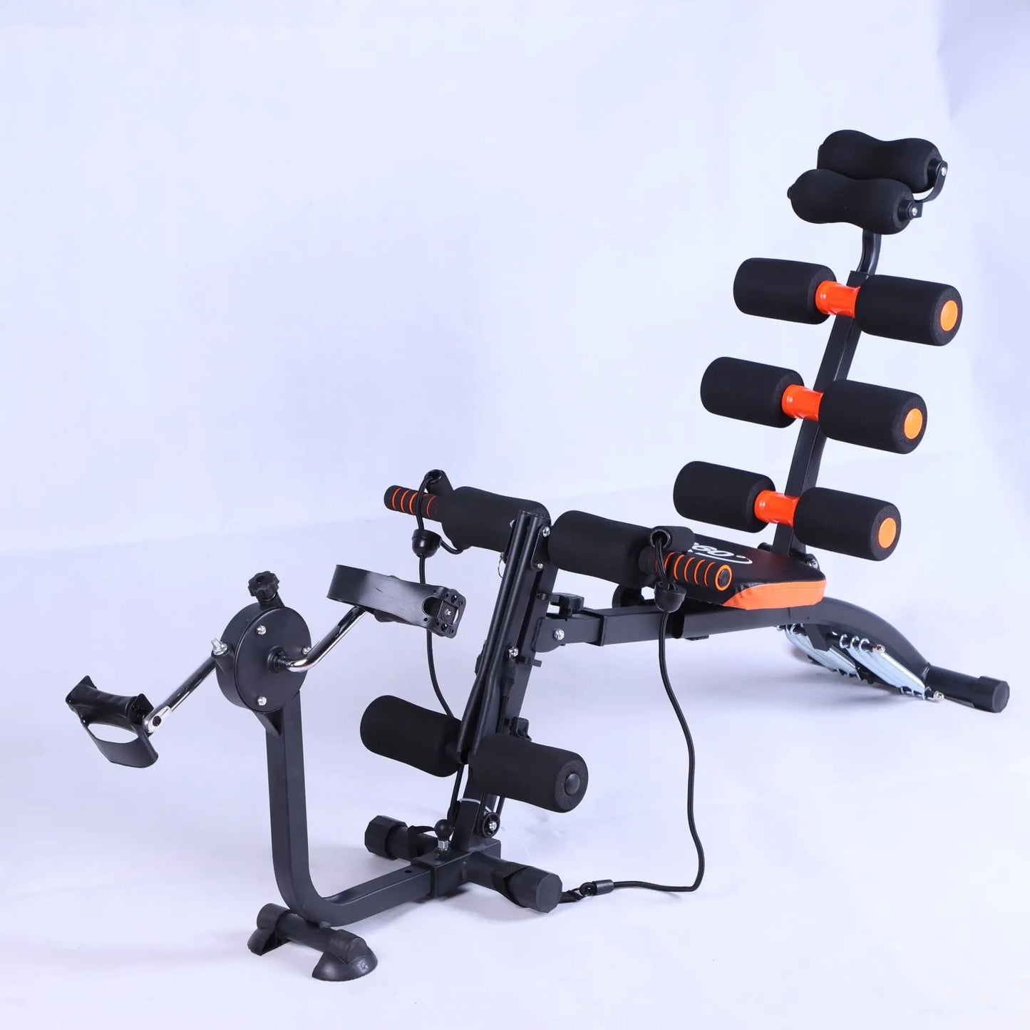 Banc d'entraînement des abdominaux 6 en 1 pour la salle de sport à domicile Banc d'entraînement réglable avec extension des jambes, siège pivotant à 360°, pédale, machine de crunch abdominale réglable multifonctionnelle pour l'entraînement total du corps