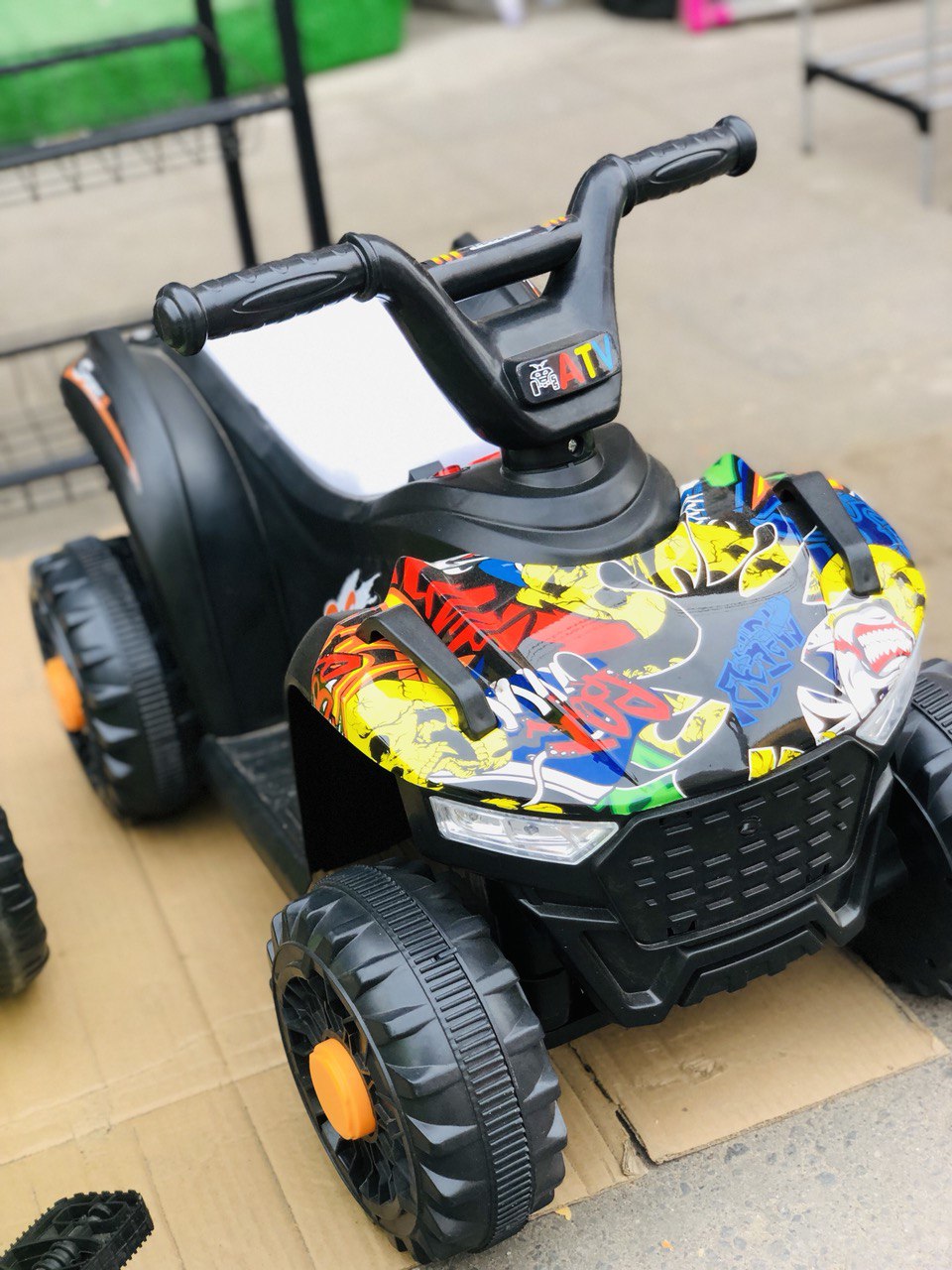 Voiture pour enfant, Quad électrique ATV Enfant – Design Graffiti | 2 à 5 ans